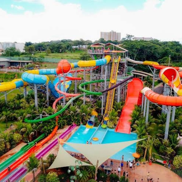 10 mil na conta ? OU ir Thermas ?laranjais  com tudo pago e 5k na sua conta. ?